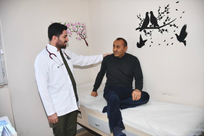 Hakkari'de 53 yaşındaki hasta "hibrit" ameliyatla sağlığına kavuştu