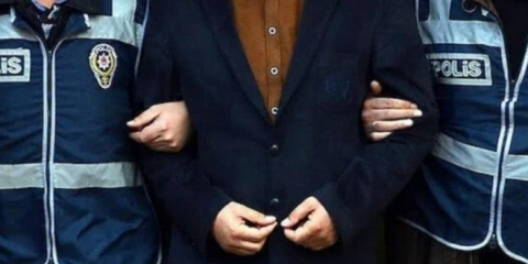 Tır dorsesinde yurt dışına kaçmaya çalışırken yakalandı