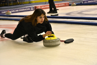 İşitme Engelli Milli Curling Takımı, olimpiyatta derece hedefiyle çalışıyor