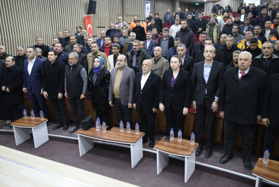 HAK-İŞ&#039;ten depremlerde yaşamını yitirenler için anma programı