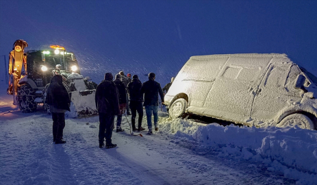 Van&#039;da karla mücadele çalışması sürüyor