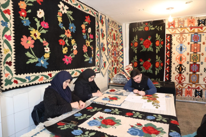 Iğdır&#039;da "Karabağ kilimi"nin markalaşması için çalışma başlatıldı