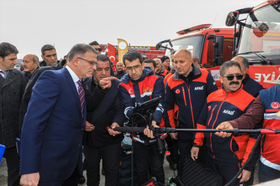 Van Büyükşehir Belediyesinden AFAD&#039;da malzeme desteği
