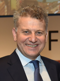 Yeditepe Üniversitesi&#039;nden cerrah Prof. Dr. Uğur Türe Journal of Neurosurgery&#039;nin kapağında yer aldı