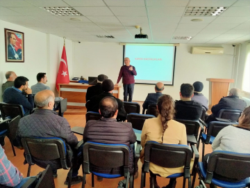 Kale&#039;de kayısı yetiştiriciliği ve zirai mücadele eğitimi verildi