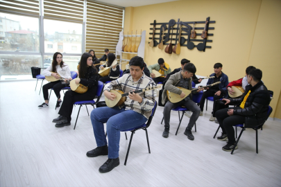 Van&#039;da kurulan konservatuvar hizmete açıldı