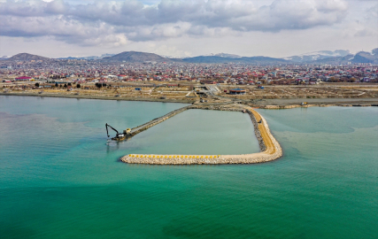Van Gölü&#039;nün zemininden 1 milyon 600 bin metreküp dip çamuru ve balçık çıkarıldı
