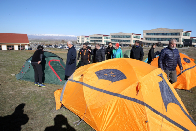Muş'ta "Dağcılık" temalı fotoğraf sergisi açıldı
