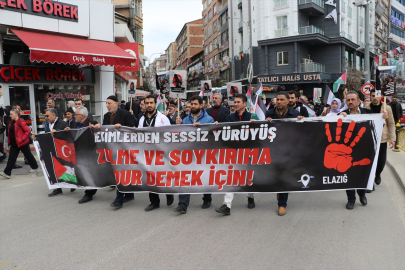 Elazığ'da sağlık çalışanları Gazze için yürüdü