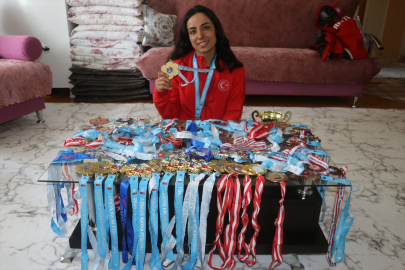 "Madalya avcısı" Seher, kız çocuklarına örnek olmak istiyor