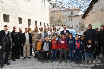 Çatak Kaymakamı Sakarya mahalle ziyaretleri sürüyor