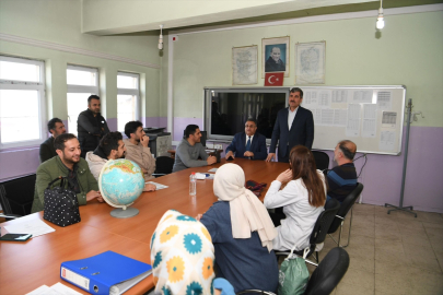 Muş Belediye Başkanı Asya, öğretmen ve öğrencilerle bir araya geldi