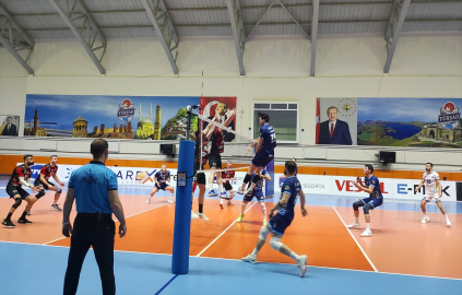 Voleybol: AXA Sigorta Efeler Ligi