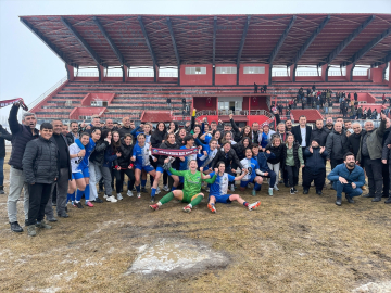 Yüksekova Belediyespor play-off elemelerine katılmaya hak kazandı