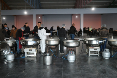 Ağrılı hayırsever iş adamı memleketinde ramazan boyunca iftar verecek