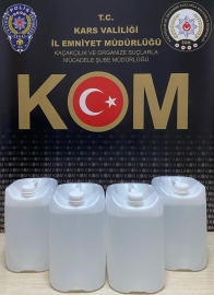 Kars&#039;ta kaçakçılık operasyonunda 4 şüpheli yakalandı