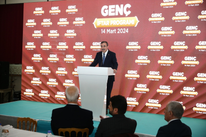 Cumhurbaşkanı Yardımcısı Yılmaz, Bingöl&#039;de iftar programında konuştu: