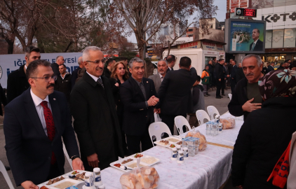 Ulaştırma ve Altyapı Bakanı Uraloğlu, Iğdır&#039;da iftar programına katıldı