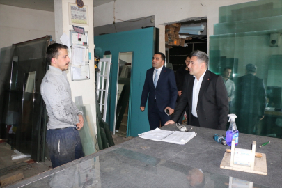 Hizan Kaymakamı Özçelik&#039;ten esnaf ziyareti