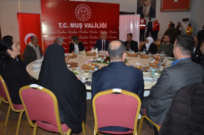 Muş'ta şehit yakınları ve gaziler onuruna iftar programı düzenlendi