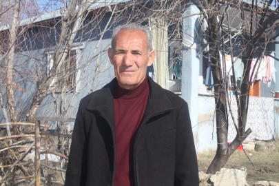 Kızlarını okutan baba, köydeki diğer ailelere de örnek oldu