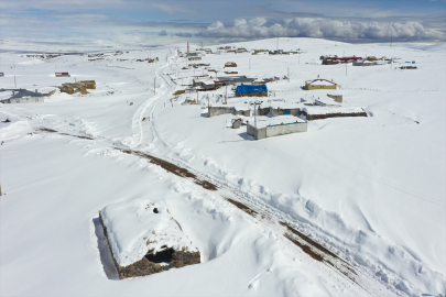 Kars&#039;ın karla kaplı köyleri dronla görüntülendi
