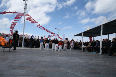 Van'da "Nevruz Bayramı" kutlandı