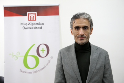 "Öğrenmenin yaşı olmaz" diyerek 60 yaşında üniversiteli oldular