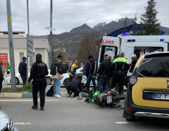 Tunceli'de taksiyle çarpışan motosikletin sürücüsü yaralandı