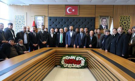 CHP Bitlis Belediye Başkan adayı Soyugüzel, AK Parti&#039;ye katıldı