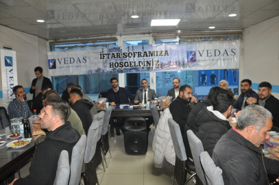 Bulanık&#039;ta VEDAŞ ve VEPSAŞ çalışanları iftarda bir araya geldi
