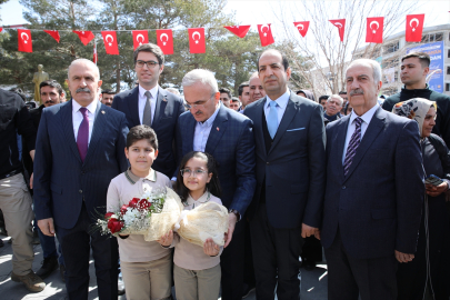 İçişleri Bakan Yardımcısı Karaloğlu, Van&#039;da Seçim Koordinasyon Merkezi&#039;ni ziyaret etti: