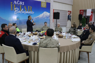 İçişleri Bakanı Yerlikaya, Ağrı&#039;da iftar programında konuştu: