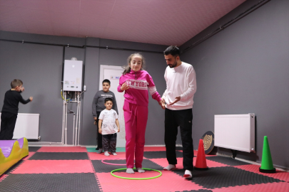 Otizmli çocuklar sporla hayata bağlanıyor