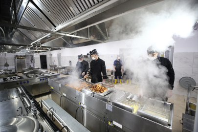 Komandonun "Kışla Mutfağı" olası afette vatandaşa hizmet verecek