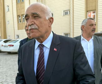 Oyların eşit çıktığı Ardahan Çıldır&#039;da belediye başkanı kurayla belirlendi