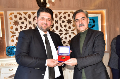 Ahlat Belediyesinde devir teslim töreni düzenlendi