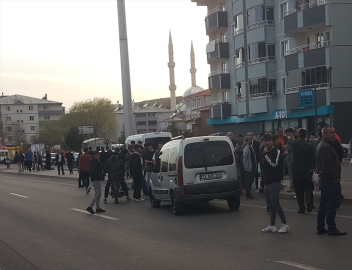 Bingöl&#039;de hafif ticari aracın çarptığı yaya yaralandı