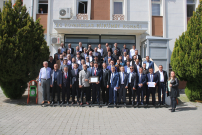 Kovancılar Belediye Başkanı Vahap Gök, mazbatasını alarak görevine başladı