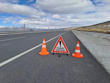 Ardahan'da bayram trafiği tedbirleri kapsamında dron destekli denetim yapıldı