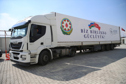 Depremzedeler için Azerbaycan&#039;dan gönderilen yardım malzemeleri Malatya&#039;ya ulaştı