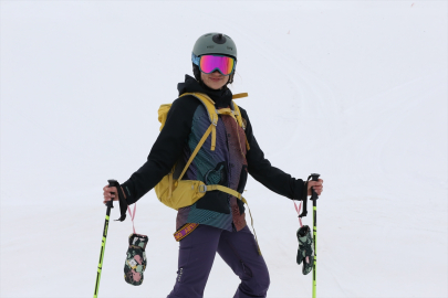 Hakkari'deki kayak merkezi nisanda da kayak tutkunlarını ağırlıyor