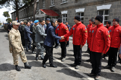 Erzurum, Kars ve Ardahan&#039;da bayramlaşma programı düzenlendi