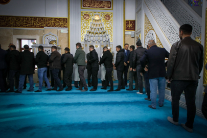 Hakkari&#039;de bayramlaşma töreni