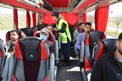 Muş&#039;ta jandarma ekiplerinden dronla trafik denetimi