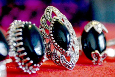 Obsidiyen zengini Sarıkamış&#039;ta öğrenciler volkanik camdan ürünler tasarlıyor