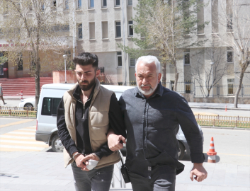 Erzurum&#039;da iki üniversite öğrencisini bıçakla yaralayan zanlı tutuklandı