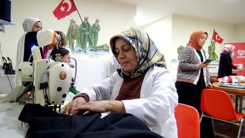 Kars&#039;ta Aile Destek Merkezi kadınlara meslek edinme ve gelir imkanı sunuyor