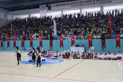 23 Nisan Ulusal Egemenlik ve Çocuk Bayramı kutlanıyor