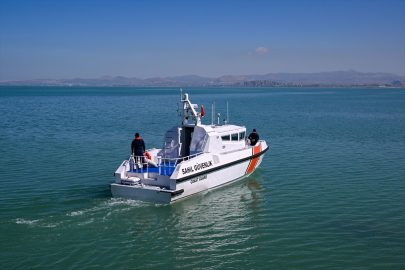 "Van Gölü&#039;nün incisi" üreme döneminde güvenlik güçlerine emanet